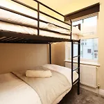Cosy Townhouse - Free Parking - Sleeps 6 - By Ekliving Partners * ブリストル