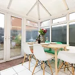 Cosy Townhouse - Free Parking - Sleeps 6 - By Ekliving Partners * ブリストル