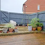 アパート Cosy Townhouse - Free Parking - Sleeps 6 - By Ekliving Partners