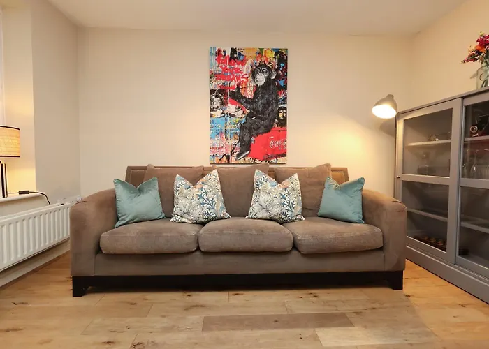 Cosy Townhouse - Free Parking - Sleeps 6 - By Ekliving Partners Apartamento Bristol