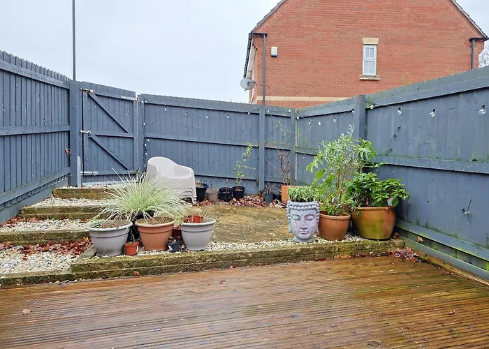 Apartament Cosy Townhouse - Free Parking - Sleeps 6 - By Ekliving Partners